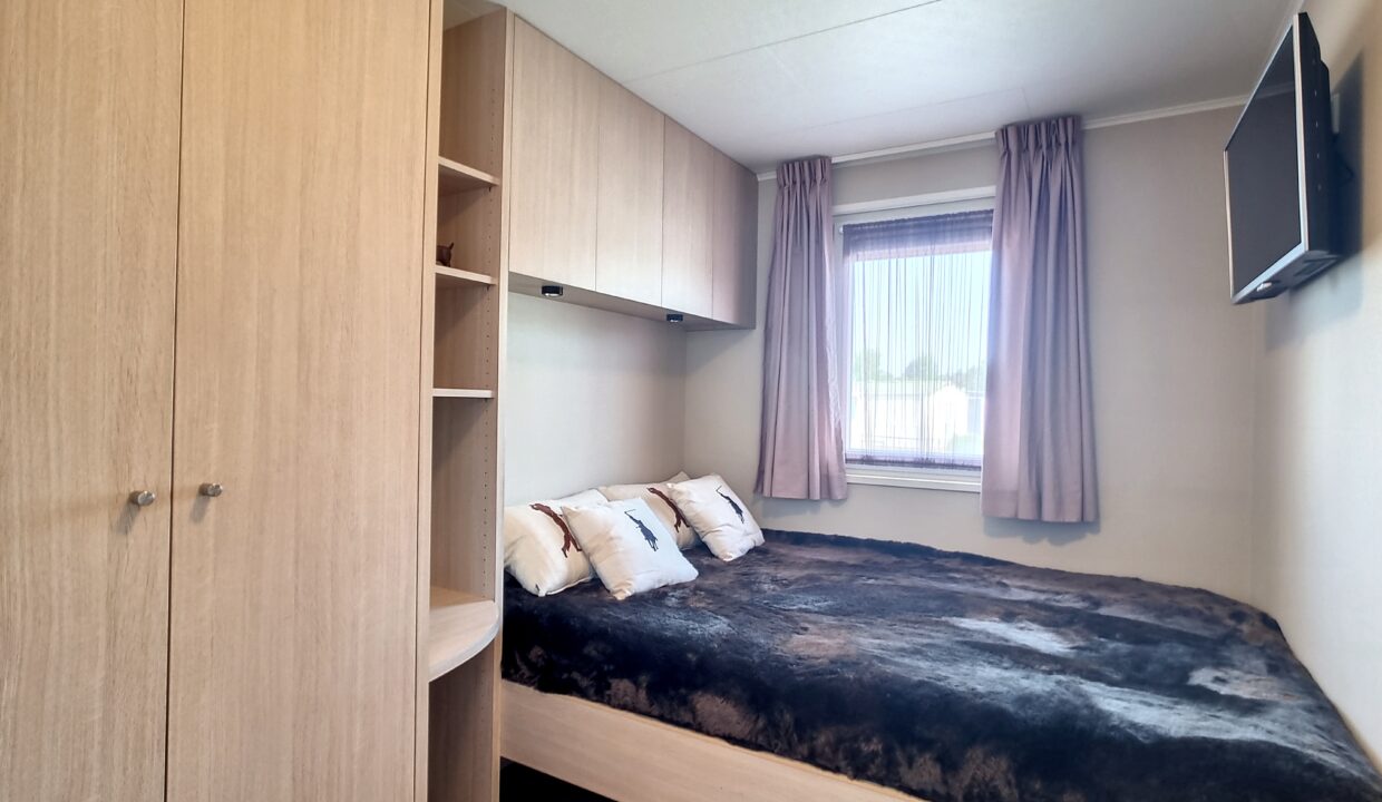 aQ2FyYXZhbg_20230612093349_73074_d2f94b6